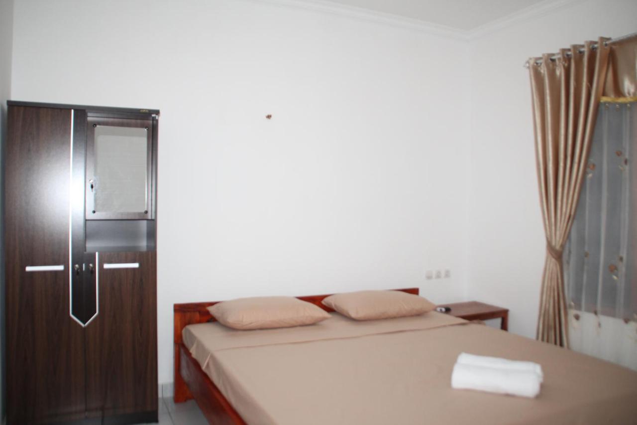 Chemel Homestay Kuta  Luaran gambar